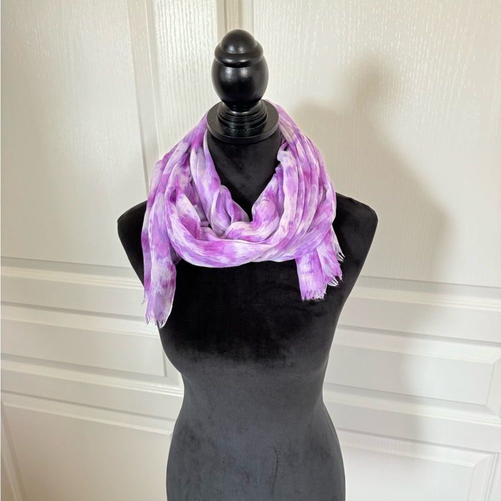 Scarf - Picture 2 of 4